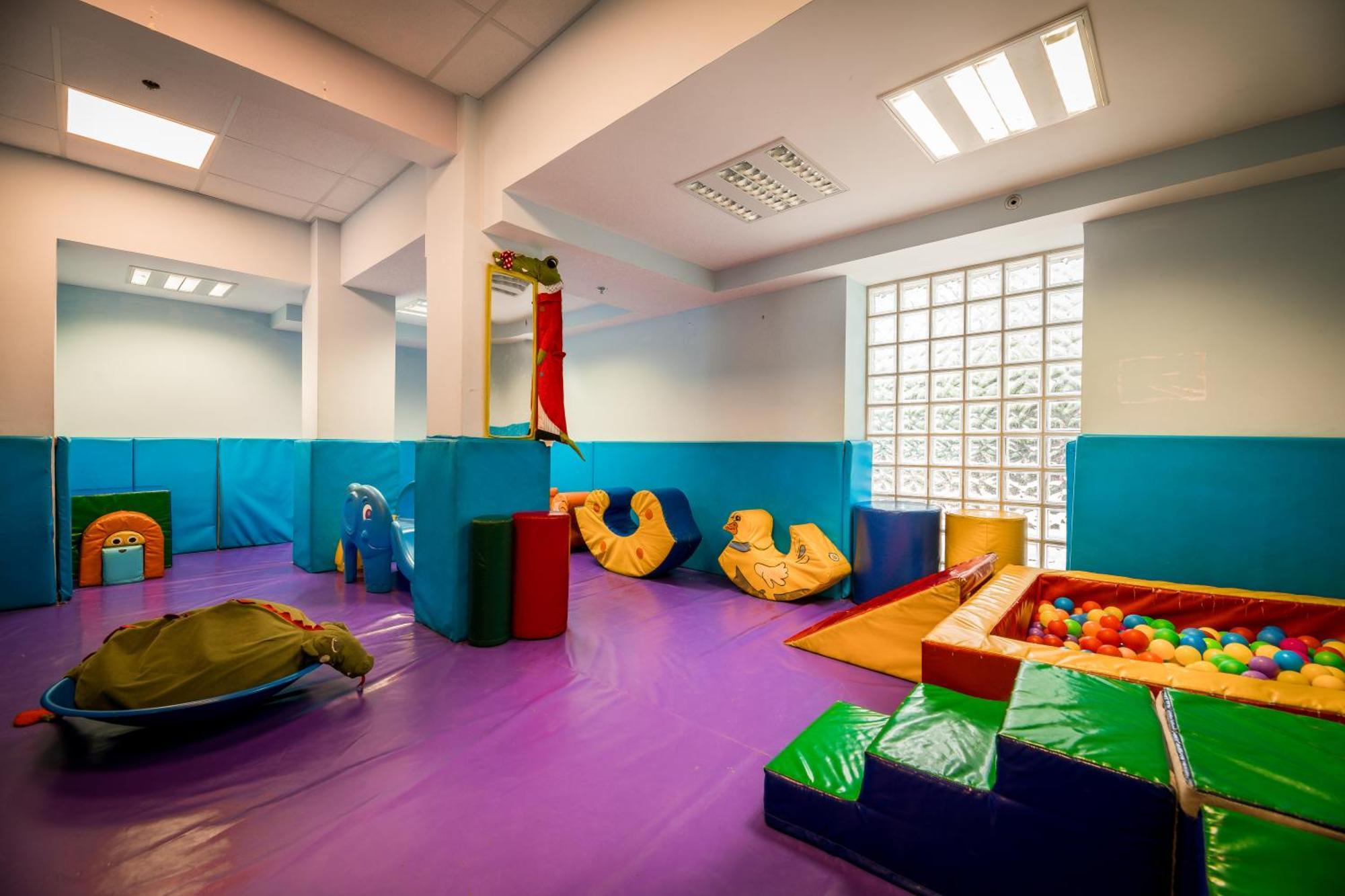 C Hotel Неве-Илан Экстерьер фото
